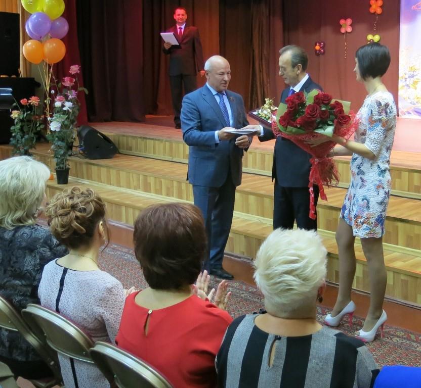 Михаил Леонтьев поздравил Губернский профессиональный колледж с 85-летием!