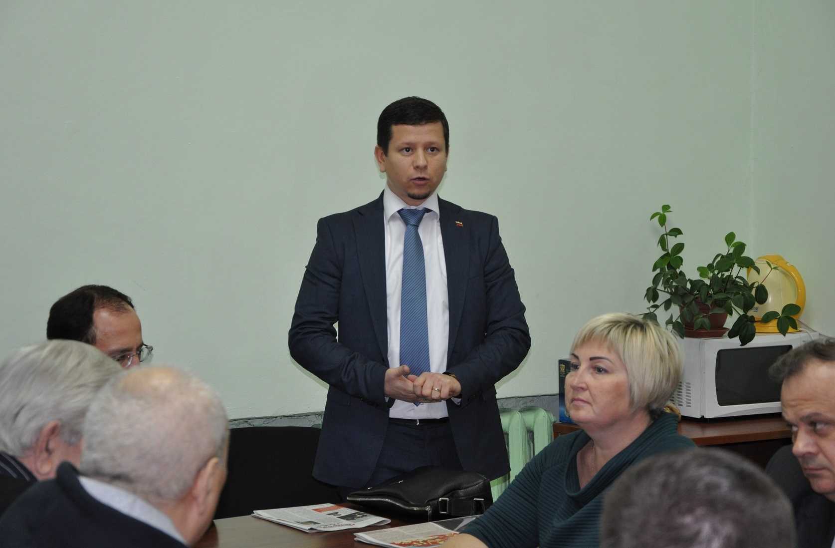 Коммунисты и общественники обменялись опытом