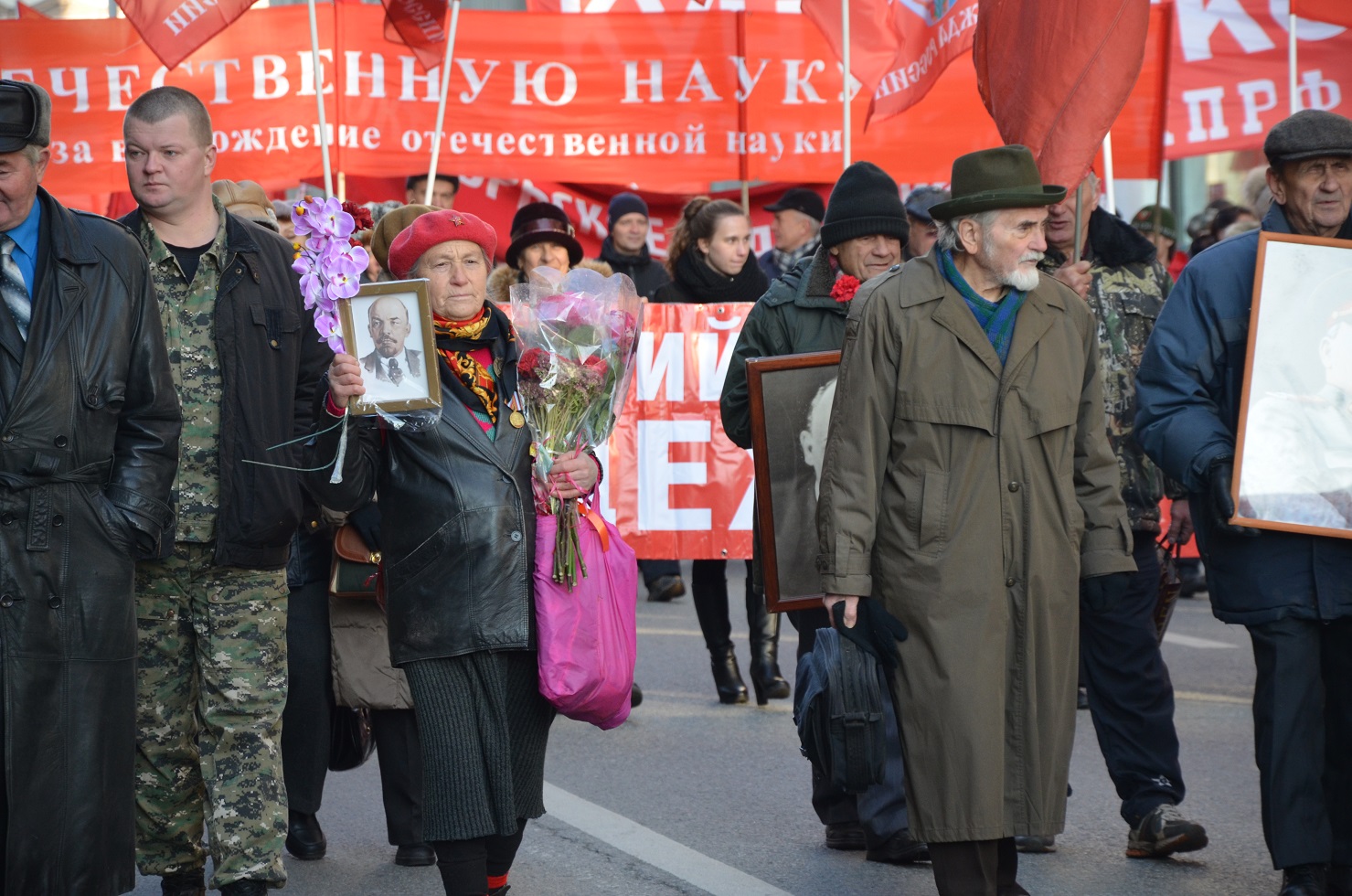 «Будущее за социализмом!»: коммунисты Московской области на митинге в Москве (фоторепортаж)