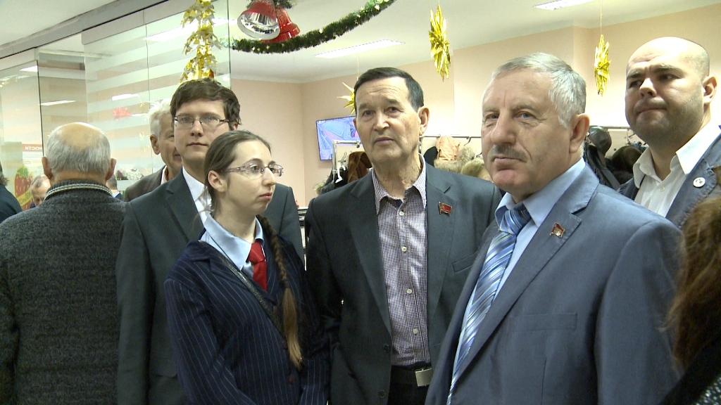 Основа работы депутатов-коммунистов – защита интересов народа!