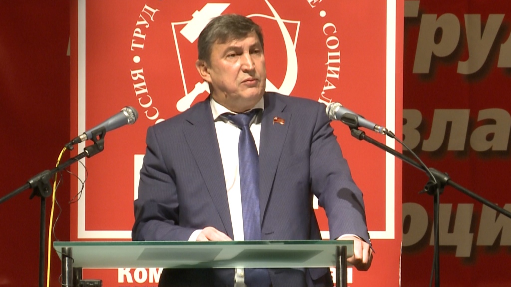 Основа работы депутатов-коммунистов – защита интересов народа!