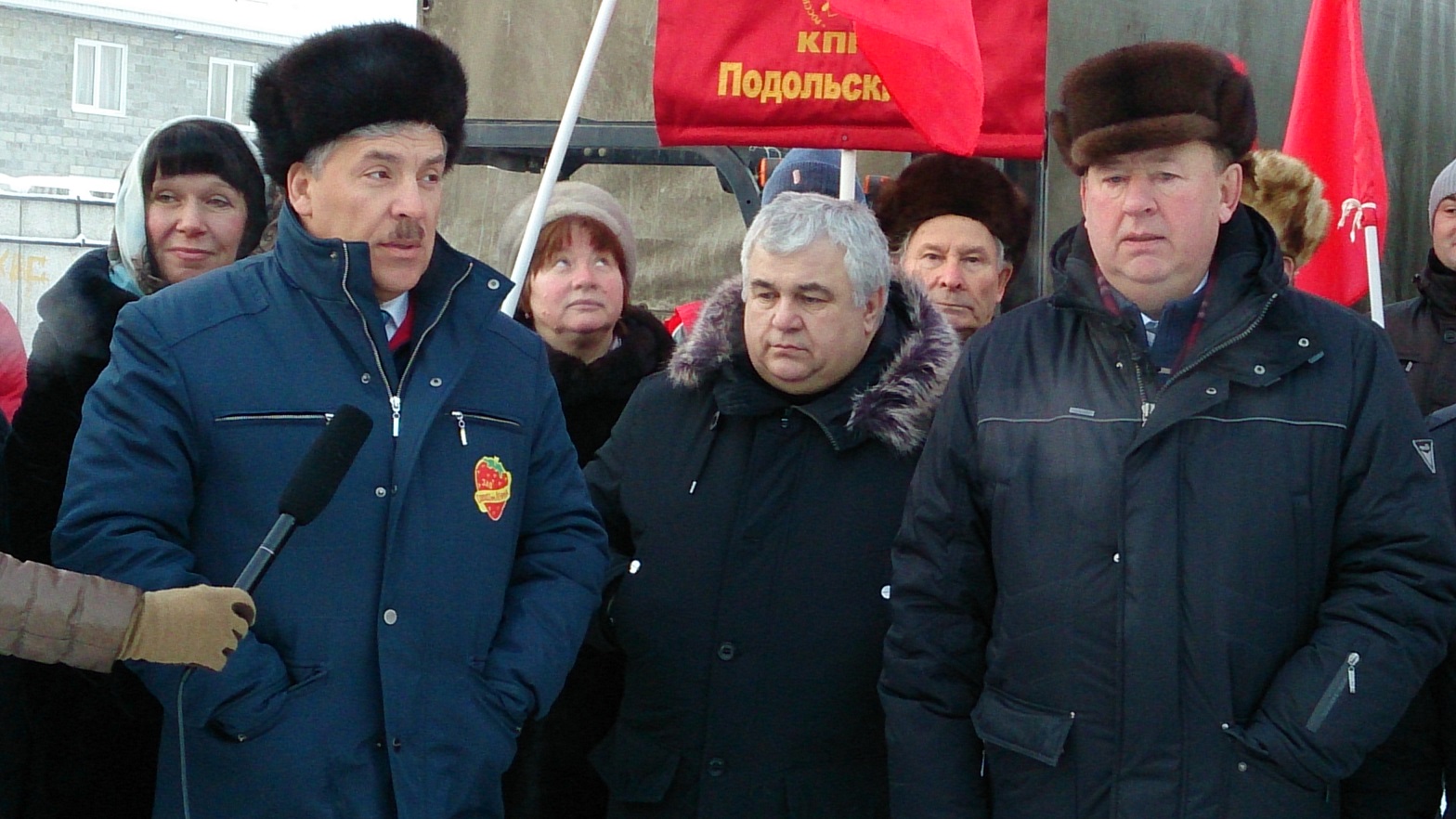 Коммунисты отправили сорок девятый гуманитарный груз в Новороссию