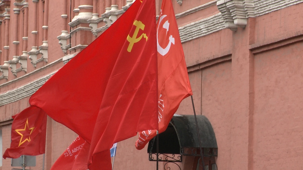 День Советской Армии и Военно-Морского флота - Славный праздник Великой страны (видео)
