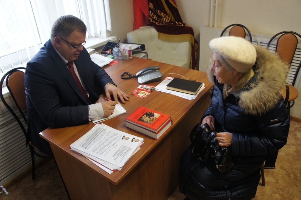 Александр Наумов провёл приём в Домодедово