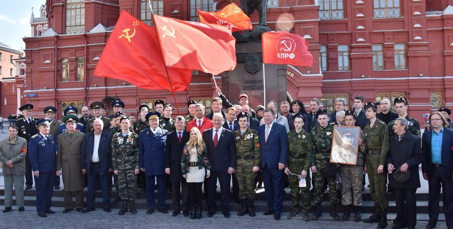 Г.А. Зюганов: Мы были первыми не только в космосе