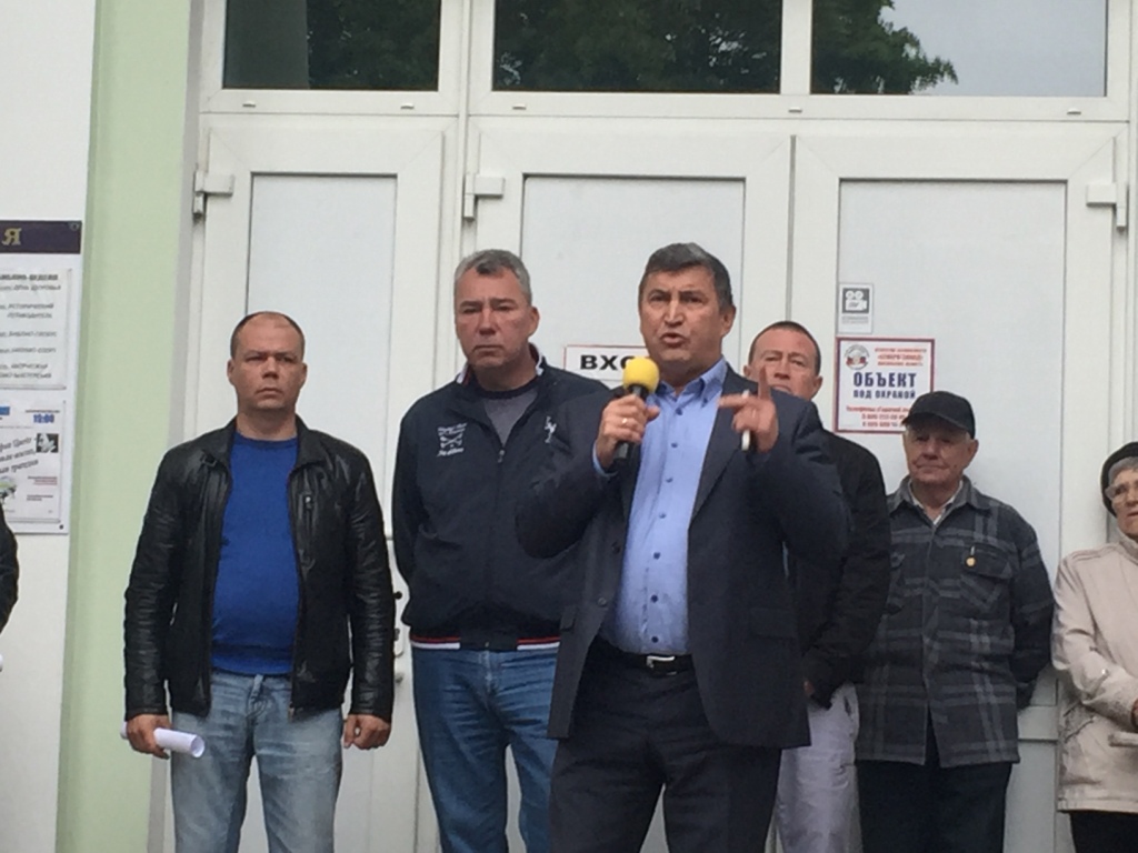 Идет рейдерский захват коллективных земель