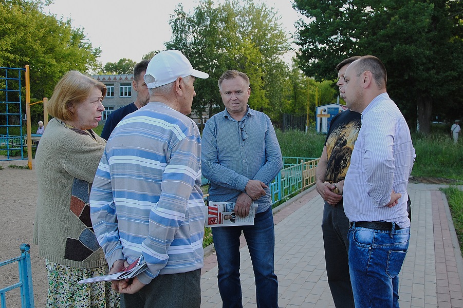 Продолжаем работать каждый день