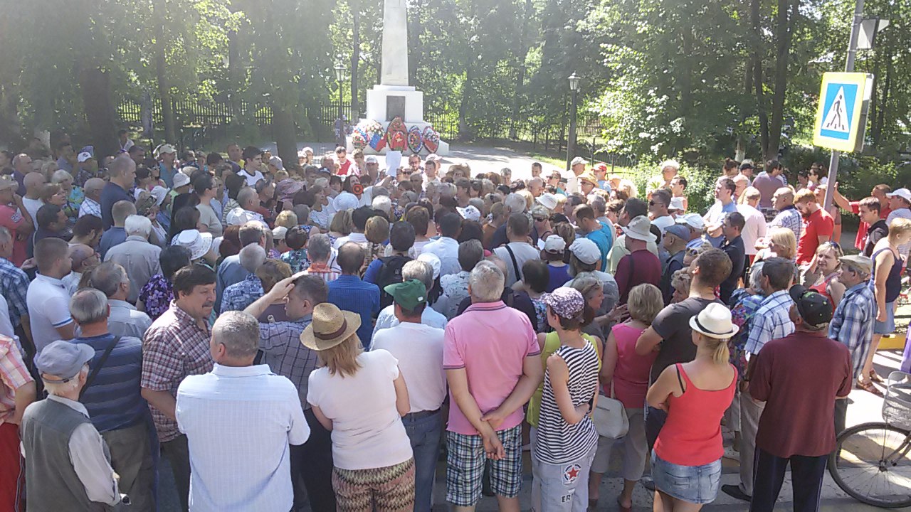 Сход в Вишняковских дачах единогласно выразил недоверие власти