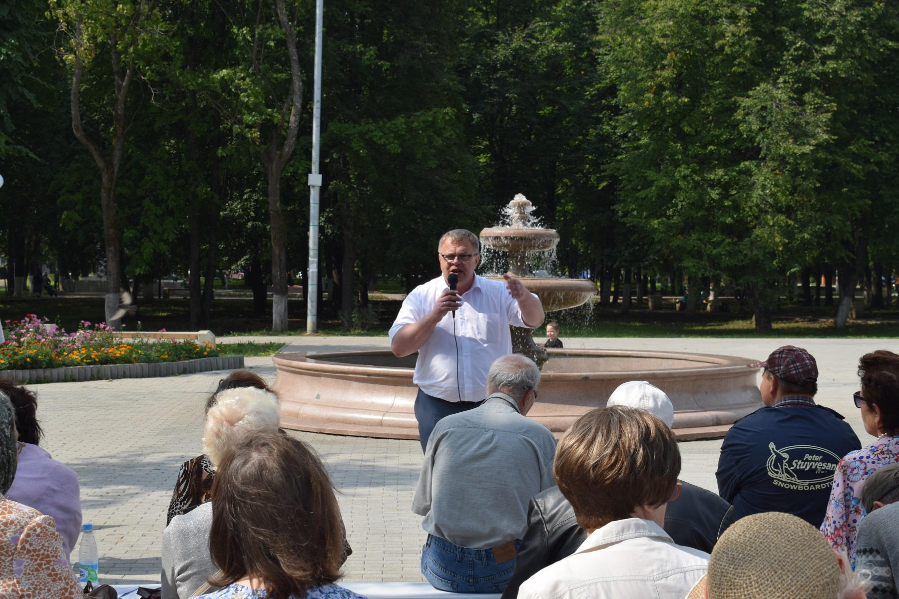Встречи депутата Московской областной Думы, секретаря МК КПРФ Александра Наумова с жителями городского округа Кашира
