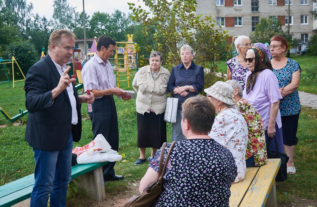 В Пересвете два месяца нет воды! В Реммаше ее нет с мая!