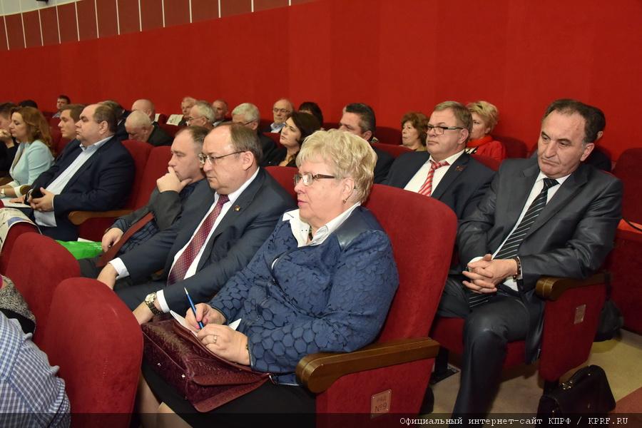 В Подмосковье открылся XII (октябрьский) совместный Пленум ЦК и ЦКРК КПРФ