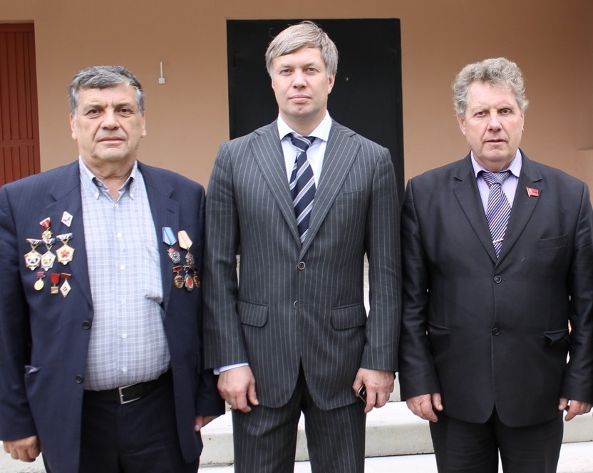 Шаховские коммунисты укрепляют свои ряды