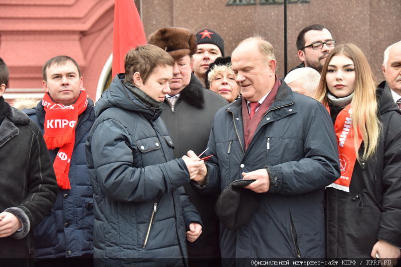 Г.А. Зюганов: Уверен, что уникальный опыт Сталинской эпохи будет изучаться новым поколением