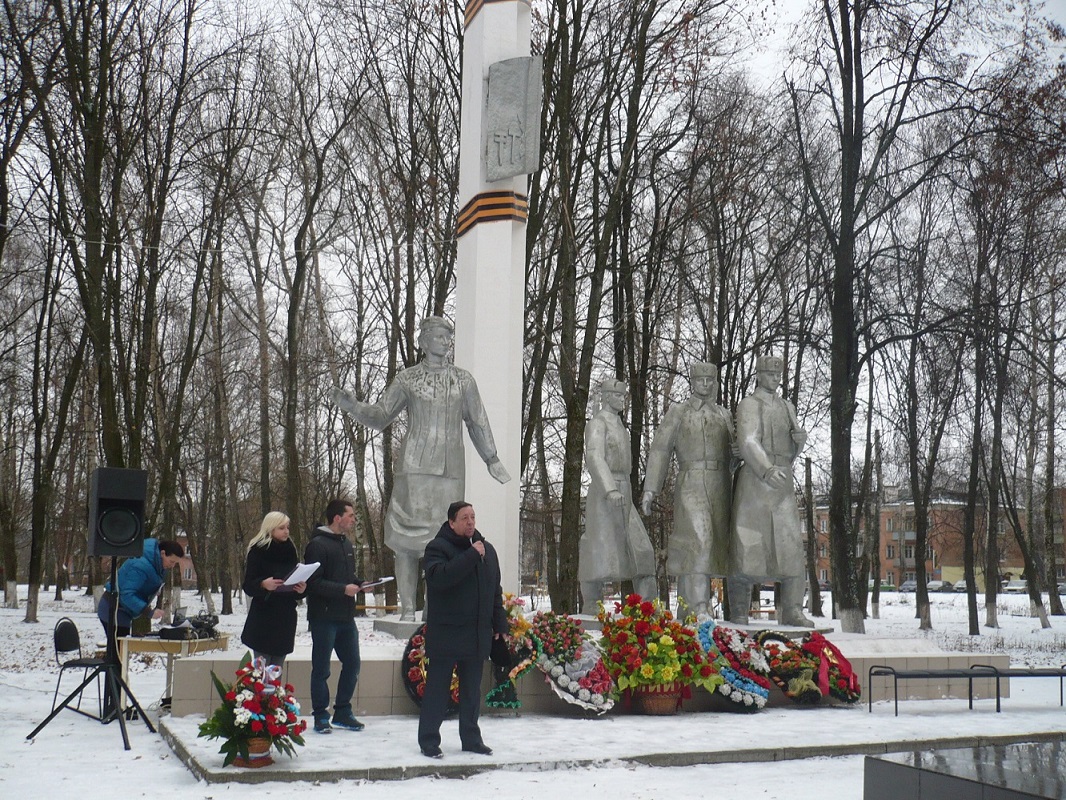 Каширские коммунисты с честью встретят 100-летие Великого Октября!