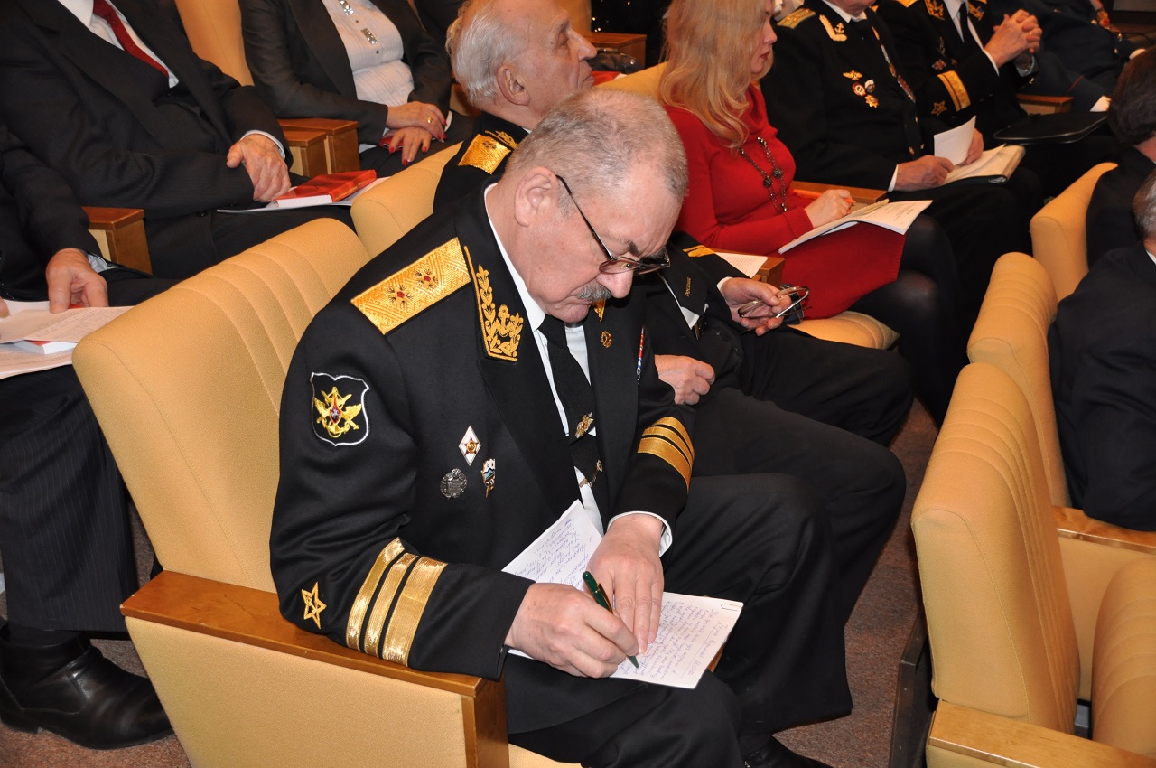 «Крепить оборону страны!». В преддверии 99-летия Советской Армии коммунисты на круглом столе в Госдуме обсудили вопросы Армии, военной науки и промышленности