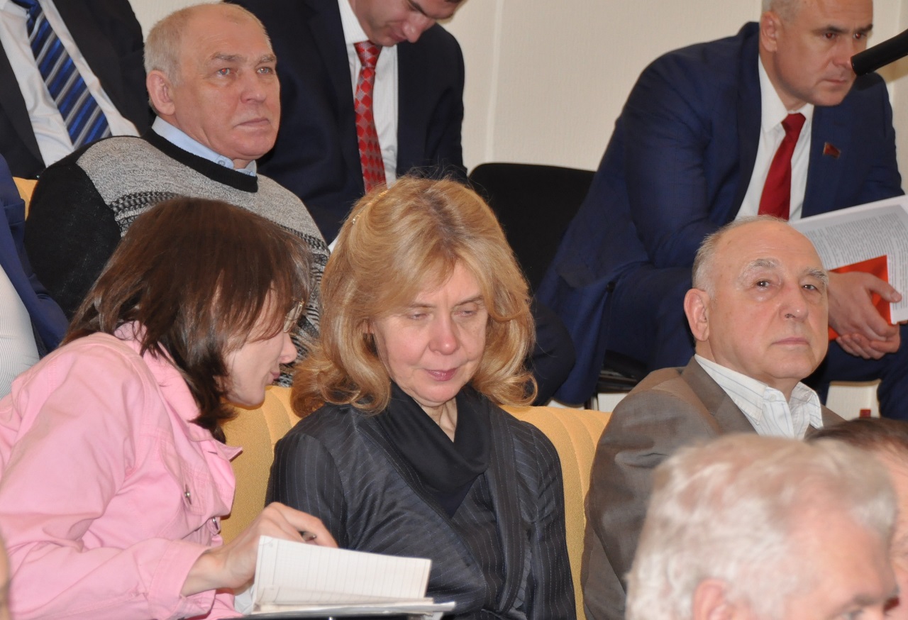 «Крепить оборону страны!». В преддверии 99-летия Советской Армии коммунисты на круглом столе в Госдуме обсудили вопросы Армии, военной науки и промышленности