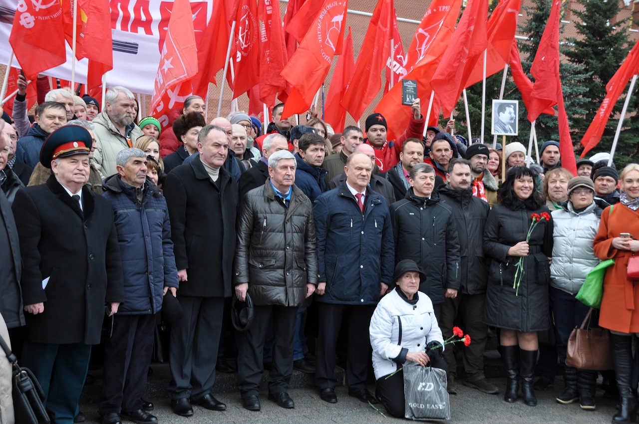Подмосковные коммунисты почтили память И.В. Сталина