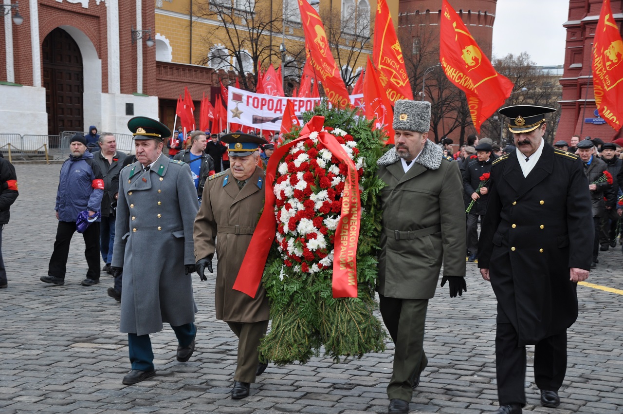 Подмосковные коммунисты почтили память И.В. Сталина