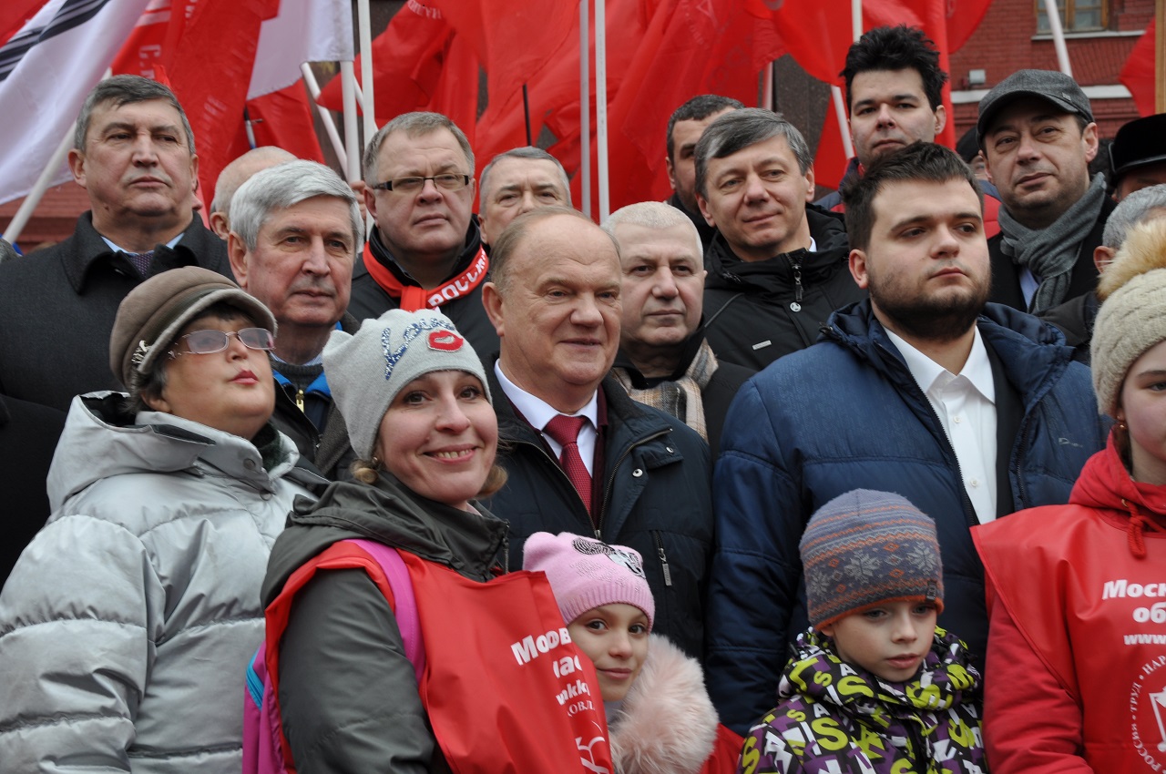 Подмосковные коммунисты почтили память И.В. Сталина