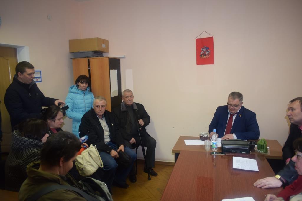 Депутат Московской областной Думы Александр Наумов провел прием граждан в городских округах Домодедово и Озеры