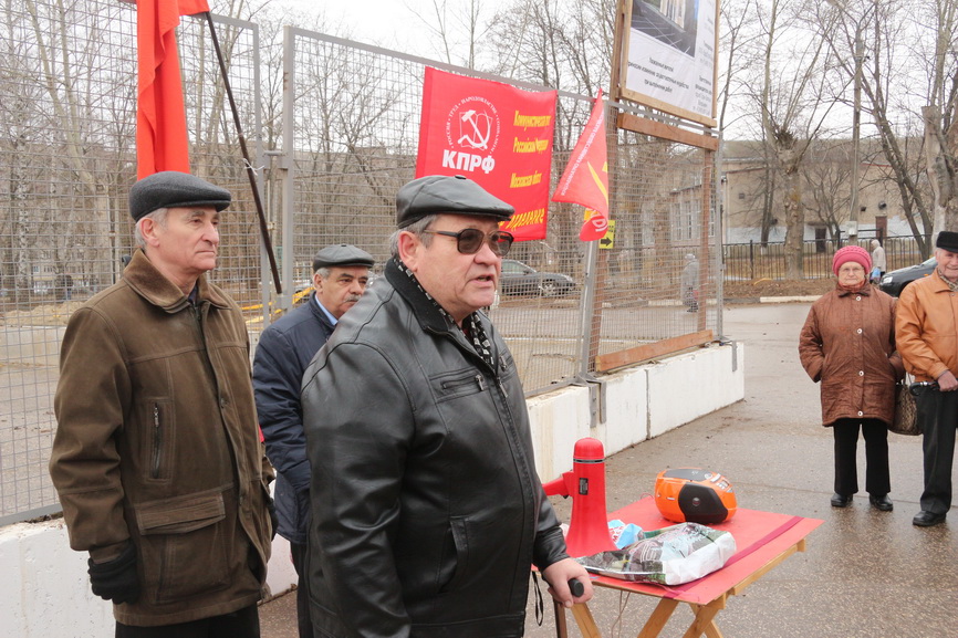 Луховицы: Даешь закон «О детях войны»!