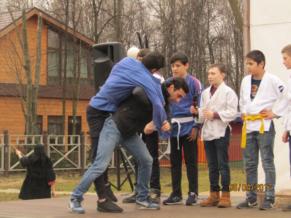 Спортивно-развлекательное мероприятие «Земля Родная» в Люберцах