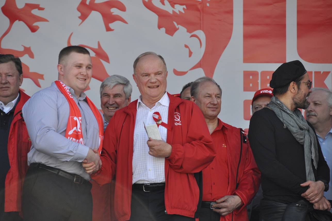 Слава человеку труда!