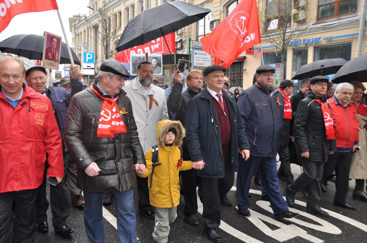 9 мая - Великий день непобедимой страны!