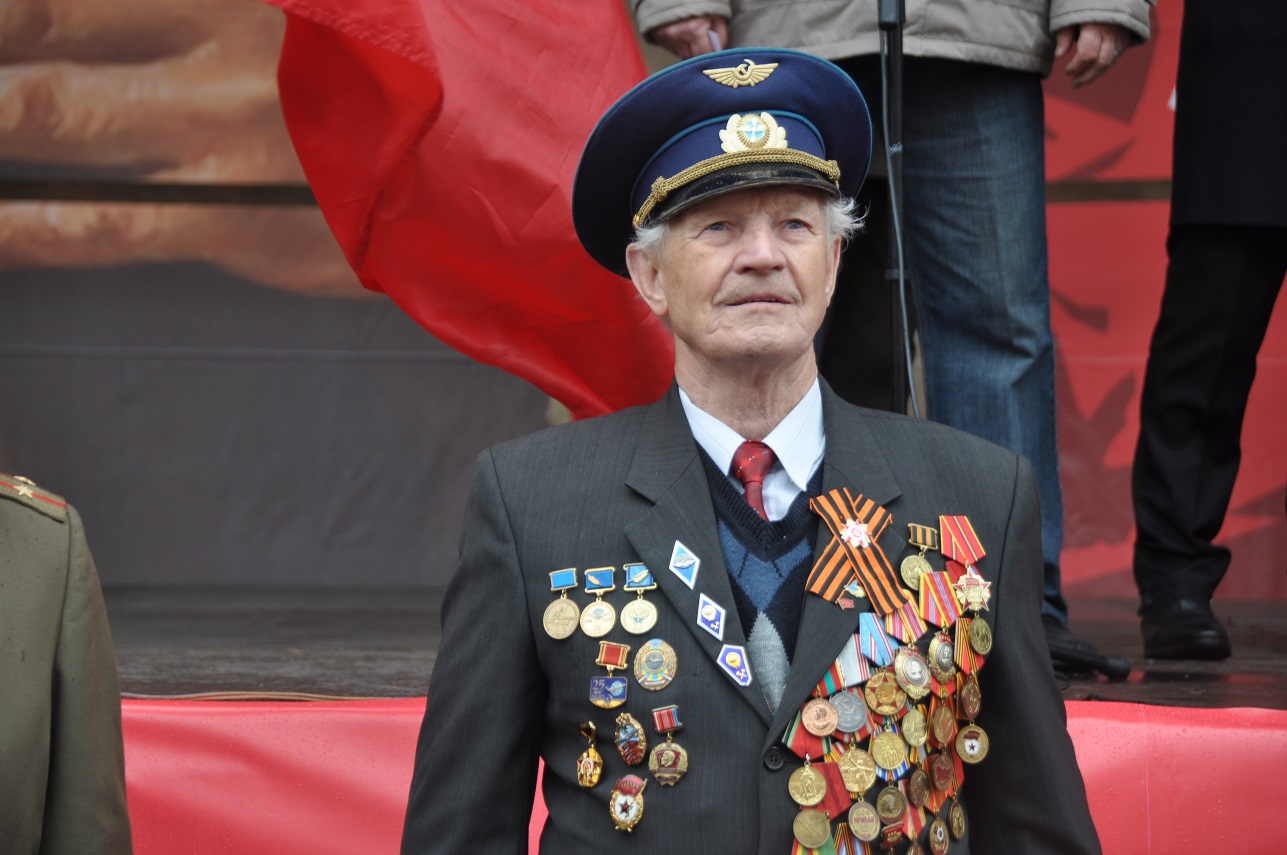 9 мая - Великий день непобедимой страны!