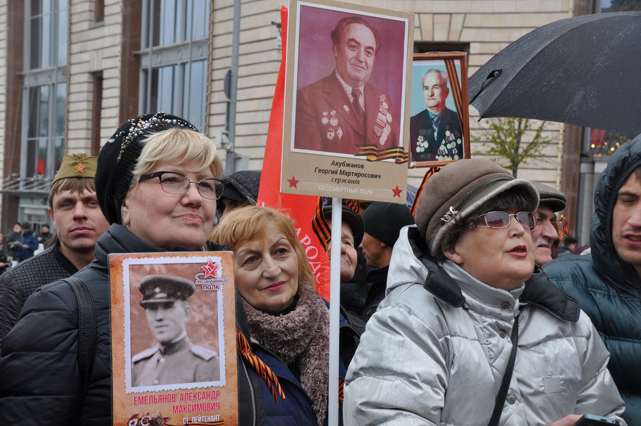 9 мая - Великий день непобедимой страны!