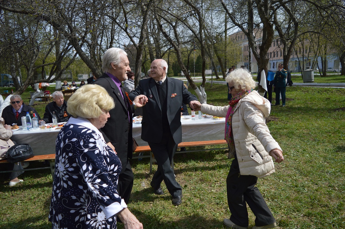 Фронтовой привал в Юбилейном