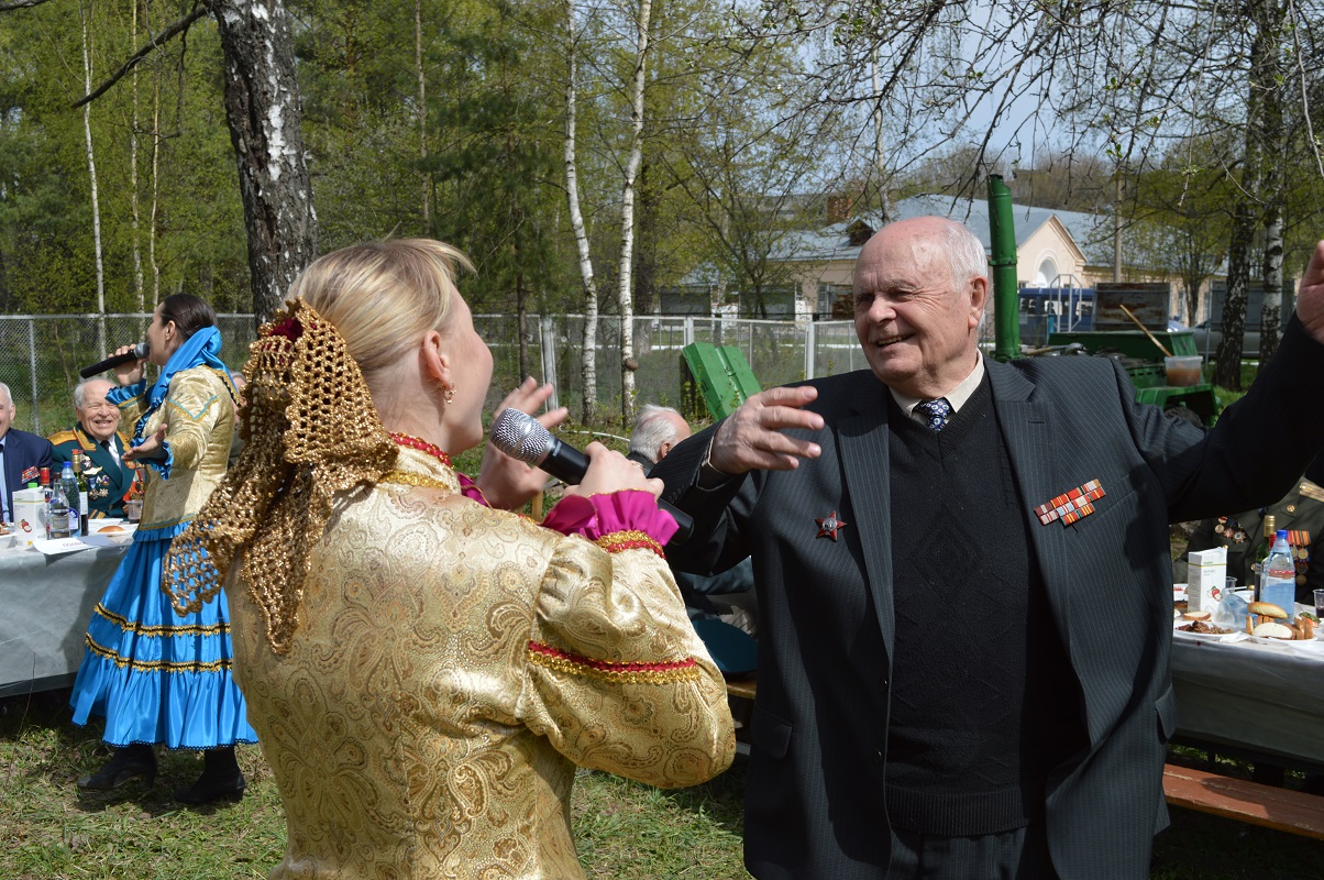 Фронтовой привал в Юбилейном