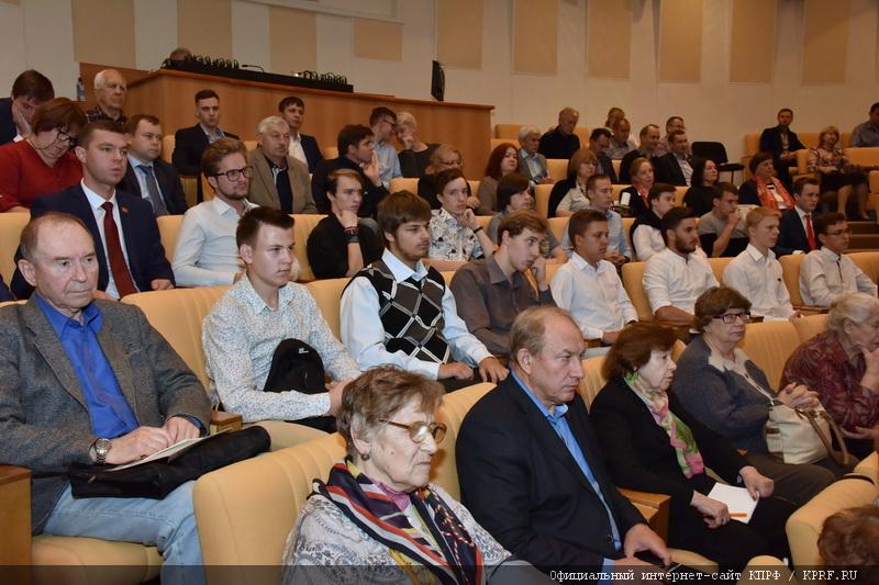 «Начало политического сезона. Законодательные инициативы КПРФ»