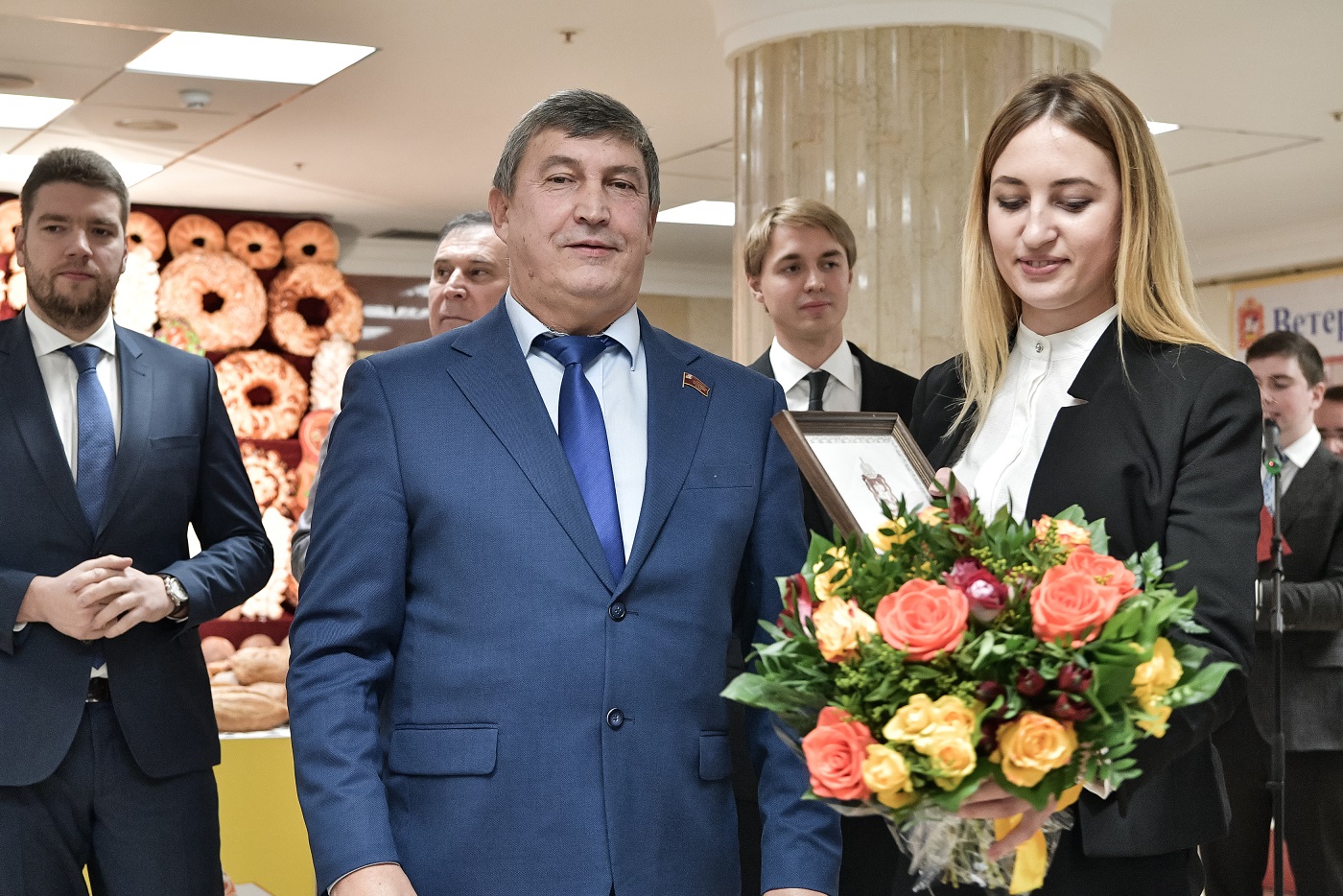 В Мособлдуме открылась выставка «Золотая осень Подмосковья»