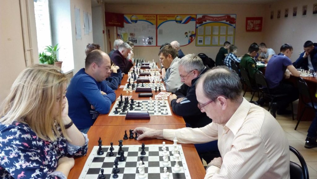 В Серпухове прошел шахматный турнир, посвящённый 100-летию Великого Октября