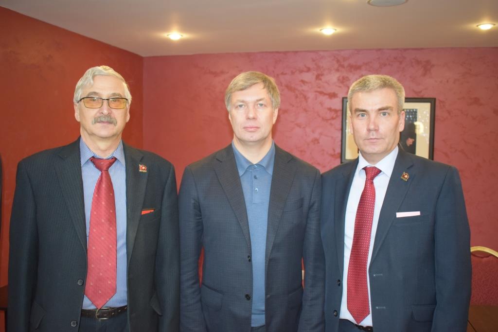 В Подмосковье открылся второй этап XVII съезда КПРФ