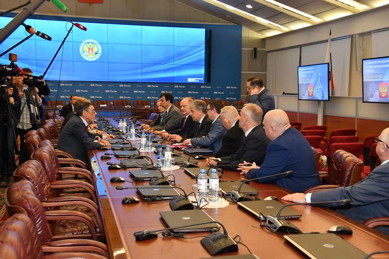 Кандидат в Президенты РФ П.Н. Грудинин сдал документы в Центризбирком