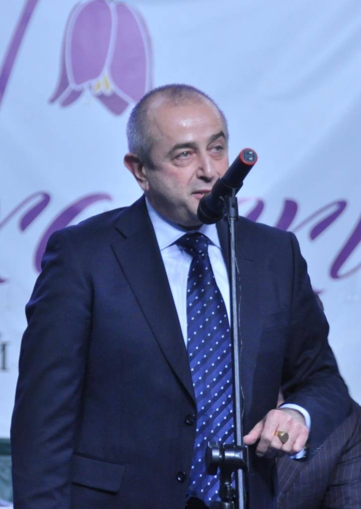 Кандидат в Президенты РФ от КПРФ и Народно-патриотических сил России Павел Грудинин встретился с жителями города Серпухова и Серпуховского района