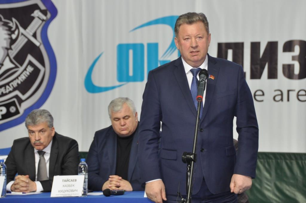 Кандидат в Президенты РФ от КПРФ и Народно-патриотических сил России Павел Грудинин встретился с жителями города Серпухова и Серпуховского района