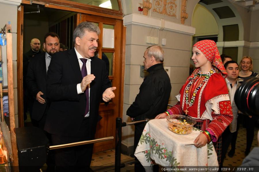 Рабочий визит кандидата в Президенты РФ от КПРФ и Народно-патриотических сил России П.Н. Грудинина в Самарскую область