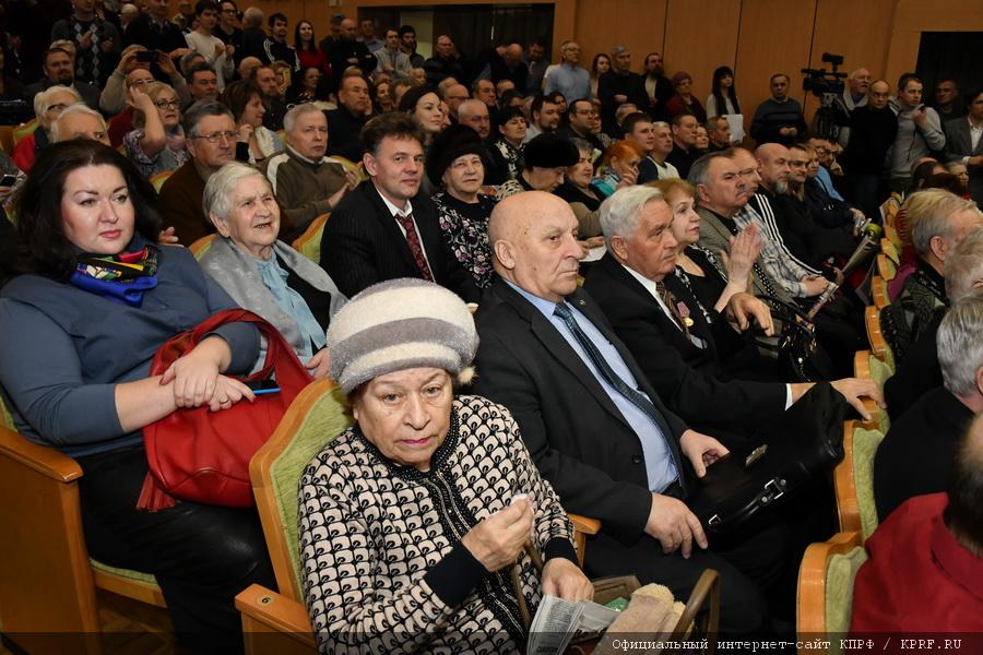 Рабочий визит кандидата в Президенты РФ от КПРФ и Народно-патриотических сил России П.Н. Грудинина в Самарскую область