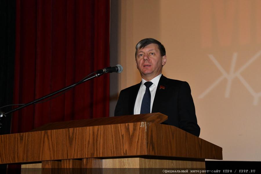 «Новосибирск – за Грудинина!». Народный кандидат продолжает рабочую поездку по Сибири