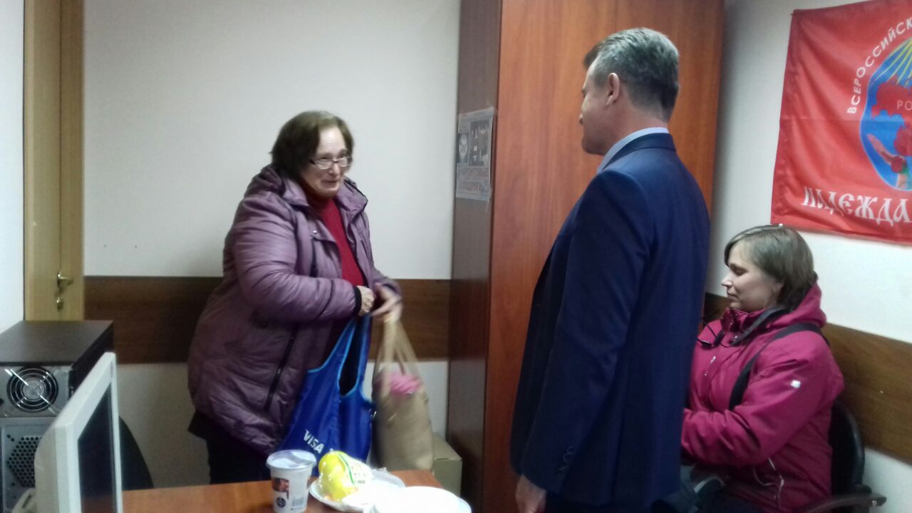 Депутат Мособлдумы Василий Мельников провел прием жителей в Черноголовке