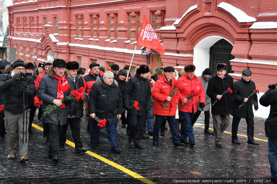 Г.А. Зюганов: Учиться у Сталина!