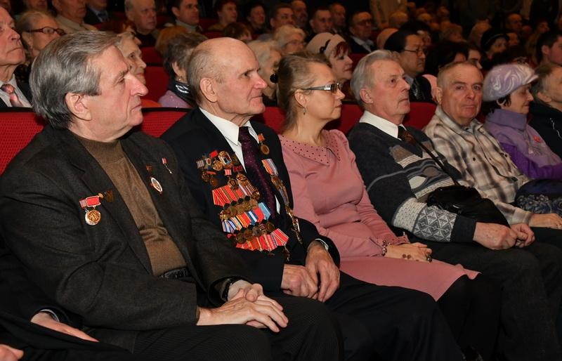 Пенсионер в великой стране должен жить богато и счастливо