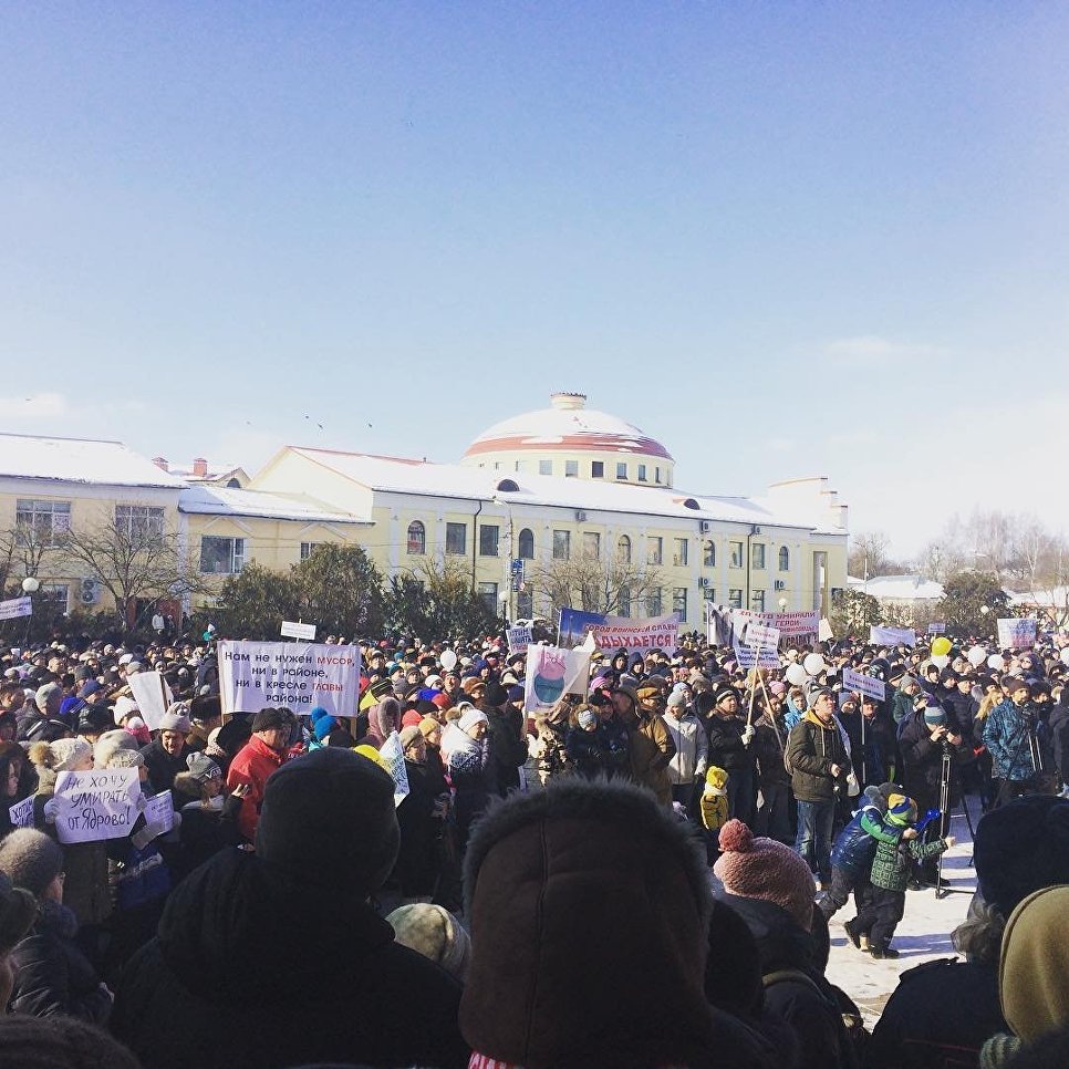 50 школьников Волоколамска отравились выбросом сероводорода со свалки «Ядрово»