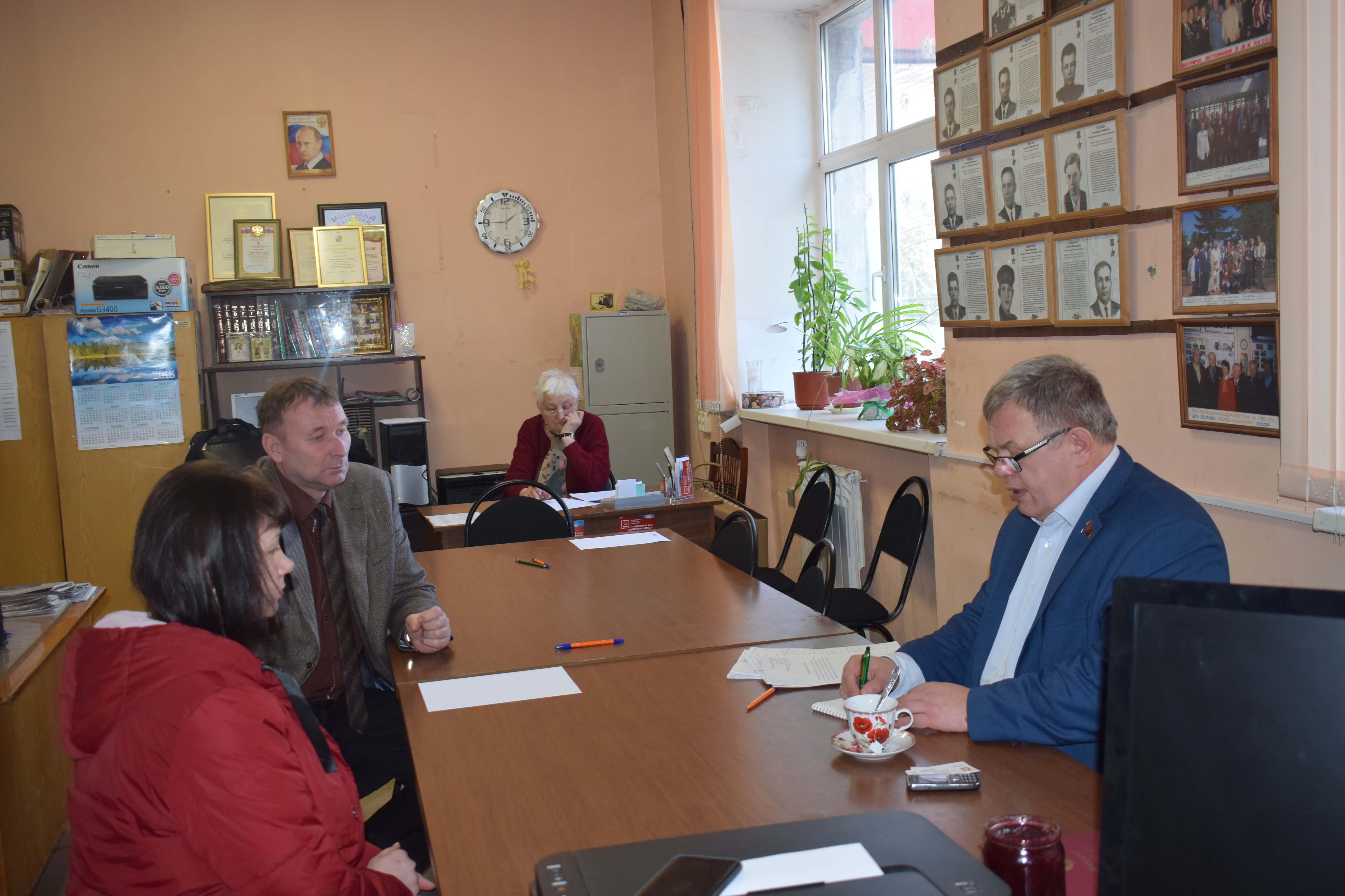 Депутат Мособлдумы Александр Наумов провел прием граждан в городских округах Озеры и Кашира