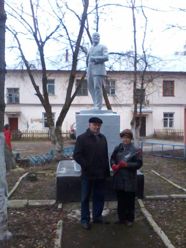 Коммунисты Щелковского РК КПРФ отметили 148-летие Вождя мирового пролетариата В.И. Ленина