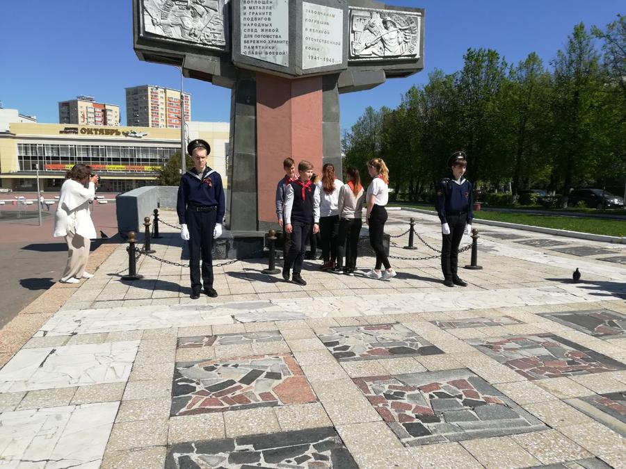 В подмосковном Подольске прошла пионерская линейка, посвященная Дню Победы