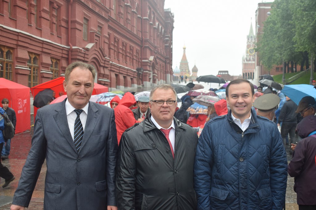 Пионерия и Ленин будут жить всегда в веках!